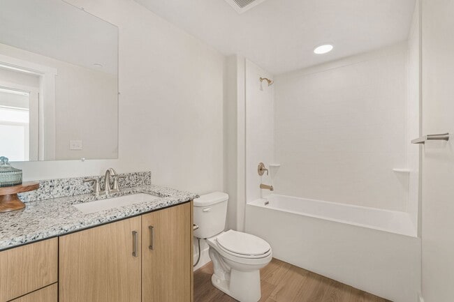 Building Photo - 1522 Quail Dr
