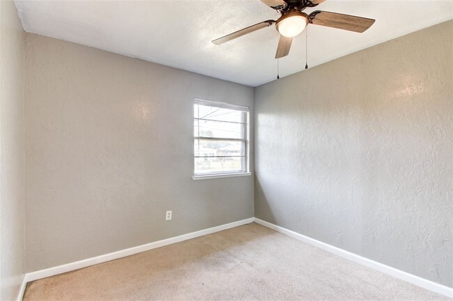 Building Photo - 1270 NW 57th St