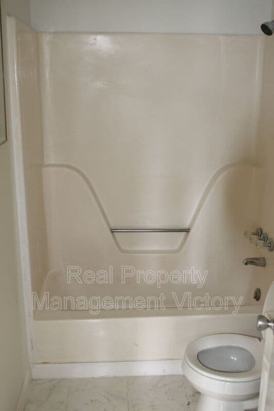 Building Photo - 8324 12th Ave S