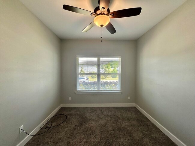 Building Photo - 5173 Lexington Crk Dr