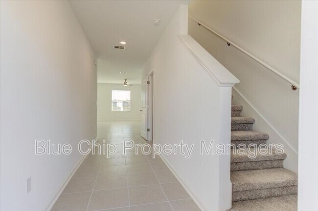 Building Photo - 1212 Belle Isle Ln