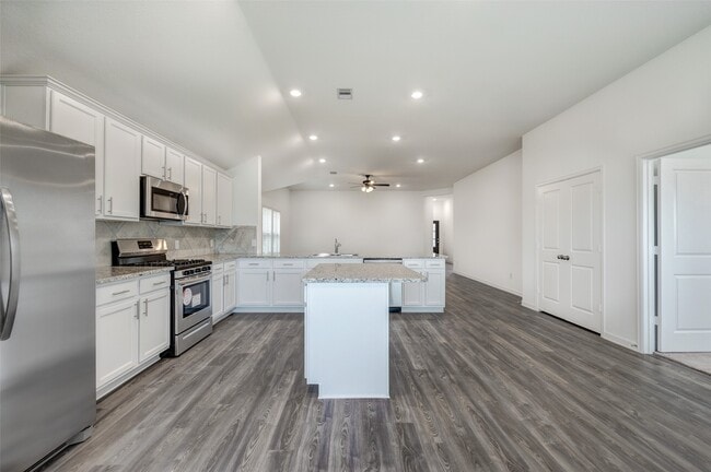 Building Photo - 24338 Gold Cheyenne Wy