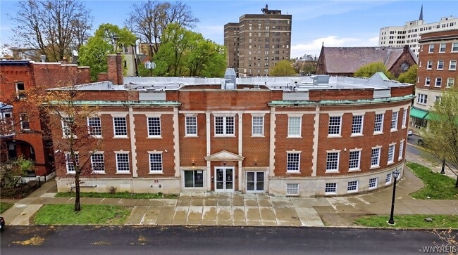 Building Photo - 40 North St