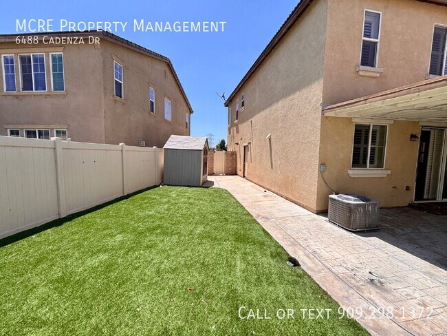 Building Photo - 6488 Cadenza Dr