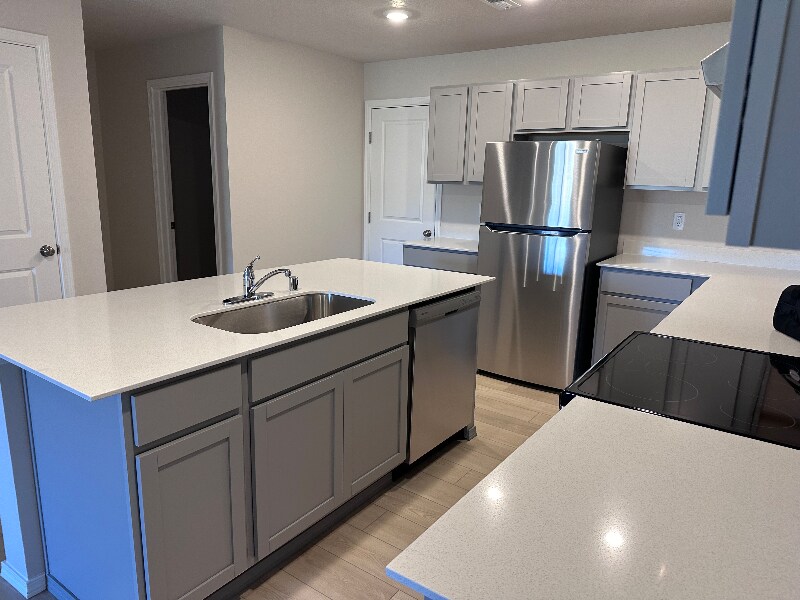 Building Photo - 181 E Lupine Ln