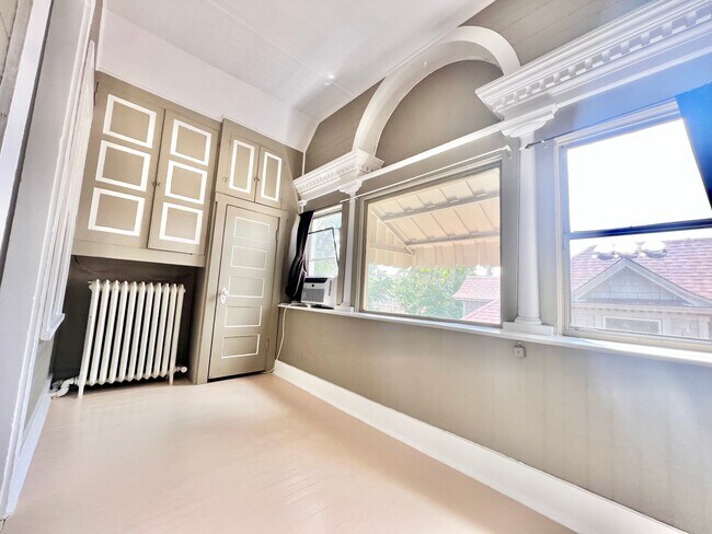 IMG_4215 - 1458 N Gaylord St