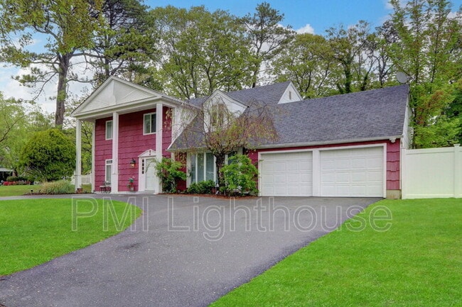 Building Photo - 17 Rondell Ln