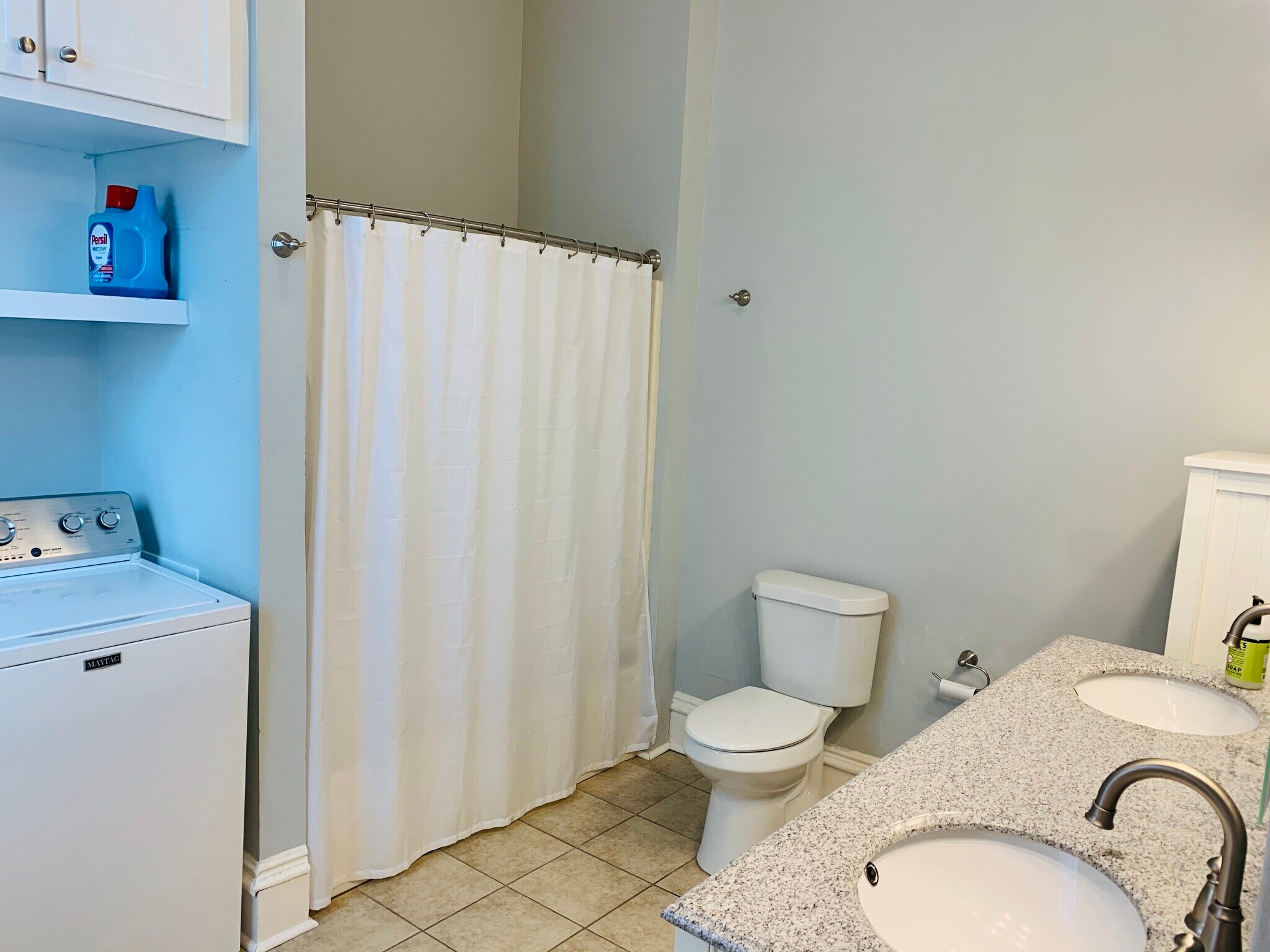 Building Photo - 903 Montgomery St