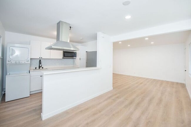 Building Photo - Mesa Verde | Recently Remodled 2 Bedroom Appartment