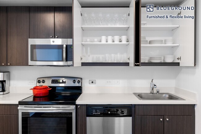 Building Photo - 900 Folsom St