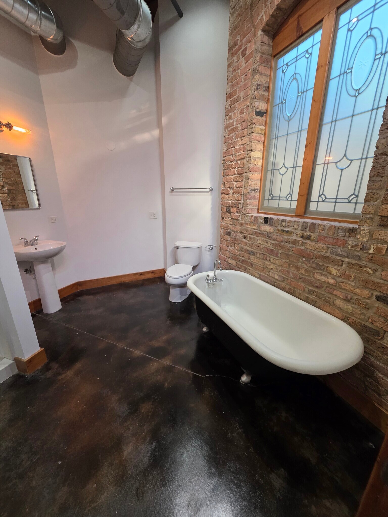 Building Photo - 280 Hutchins Ct