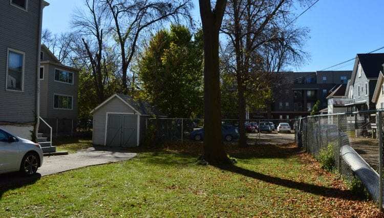 Building Photo - 16 N Broom St