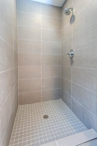 Building Photo - Contemporary East Nashville Home.   MOVE IN SPECIAL $500 OFF ONE MONTH'S RENT