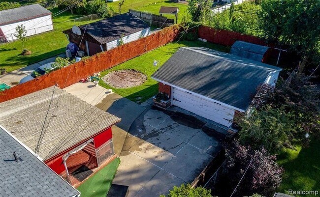 Building Photo - 528 Cardwell St