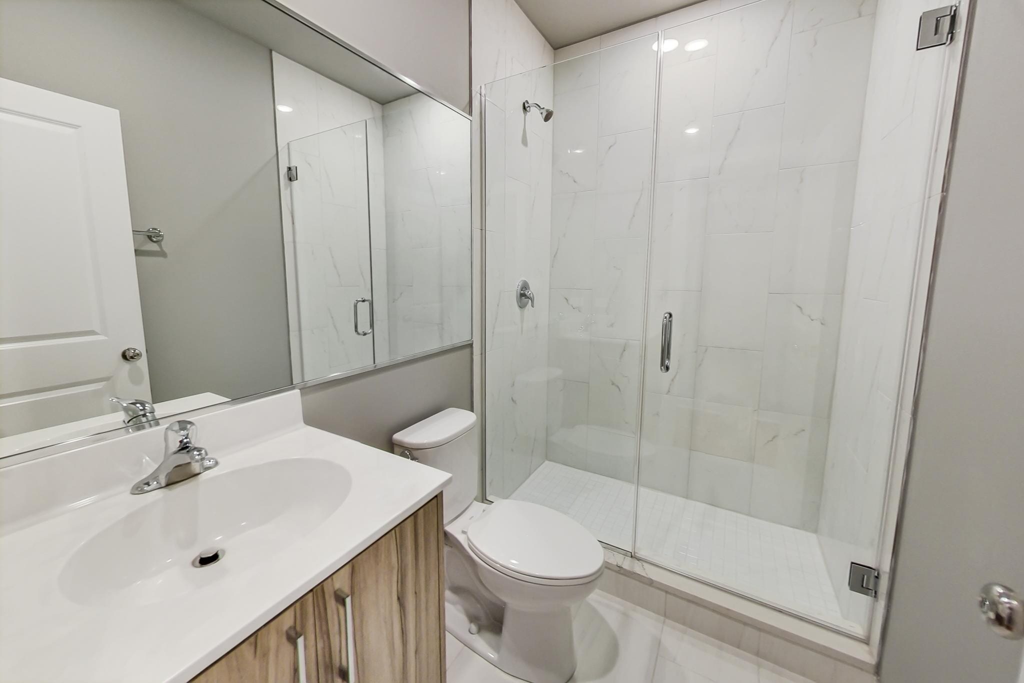 Building Photo - 6204 S Kimbark Ave