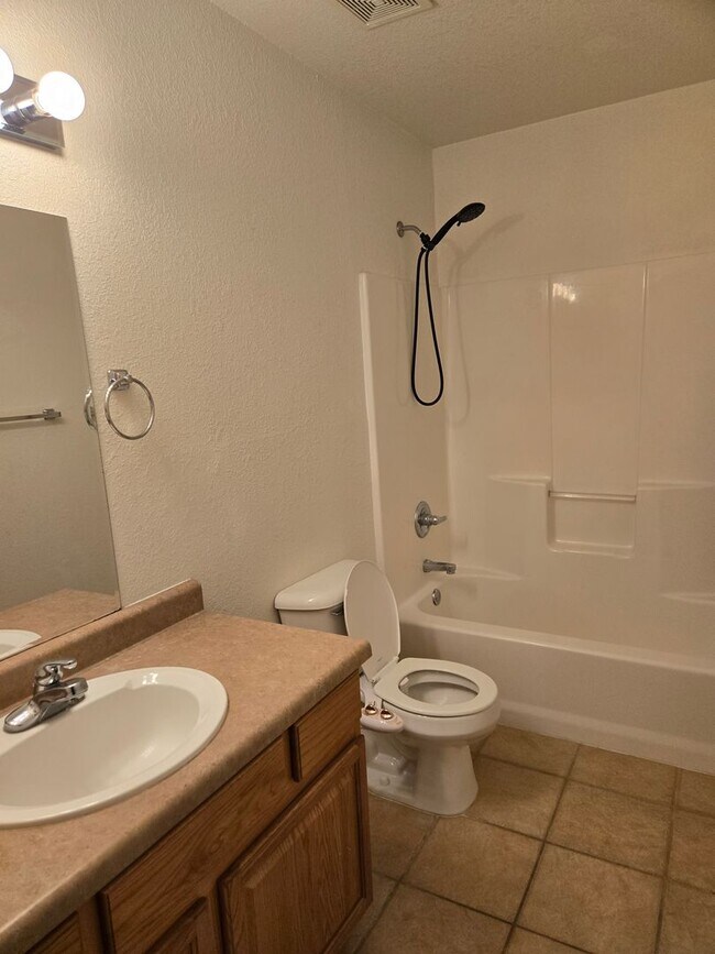 Building Photo - 2603 Brianna Way