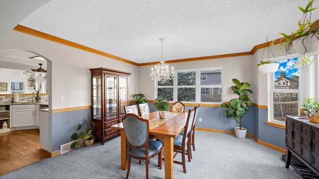 Building Photo - 15390 Paddington Cir