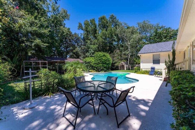 Building Photo - 15652 Coastal Ln