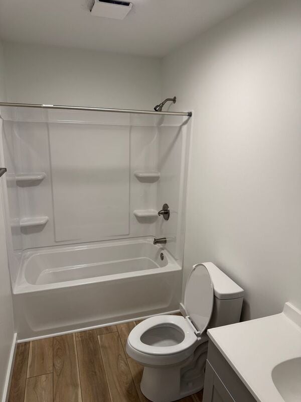 Building Photo - 623 E Bain St