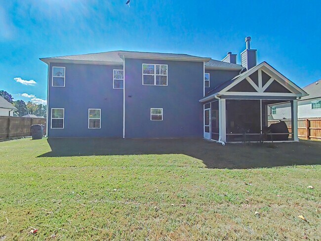 Building Photo - 5 Bedroom Home in Columbia County!