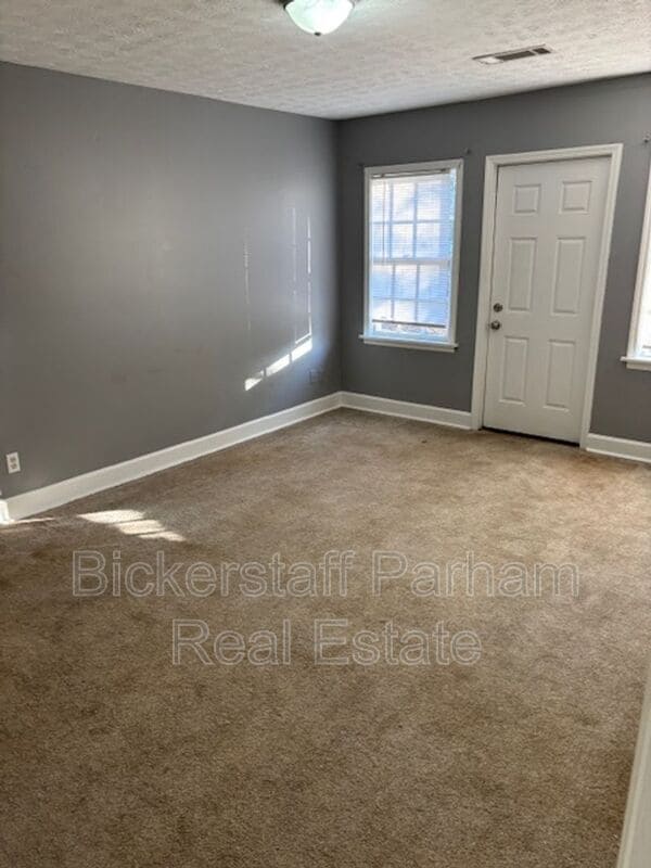 Building Photo - 3702 3rd Ave