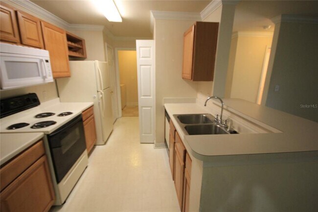 Building Photo - 18361 Bridle Club Dr