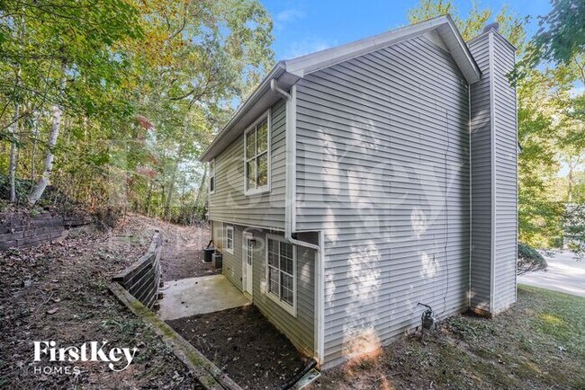 Building Photo - 2007 Sandbrook Ct SW