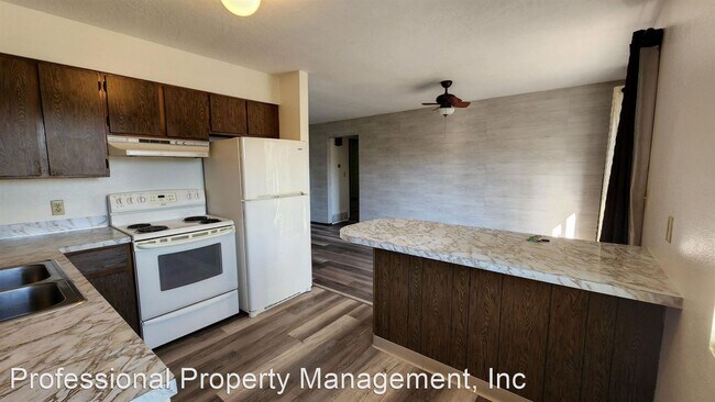 Building Photo - 3 br, 2 bath House - 224 Glacier Dr