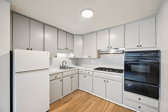 73-web-or-mls-1545 Quitman St Unit 105-S1612-013 - Flats at Sloan's Lake West