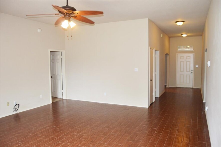 Living Room - 23035 S Waterlily Dr