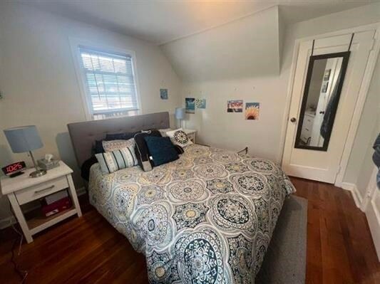 Building Photo - 42 7th Ave