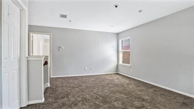 Building Photo - 11546 La Grange Dr