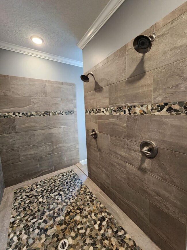 Building Photo - 3947 Crusader Ct