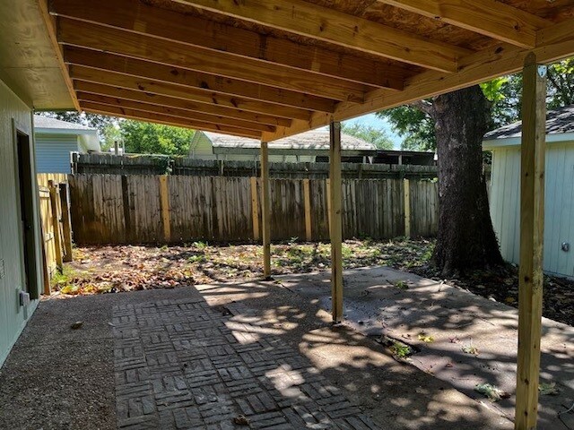 Building Photo - 8593 Victoria