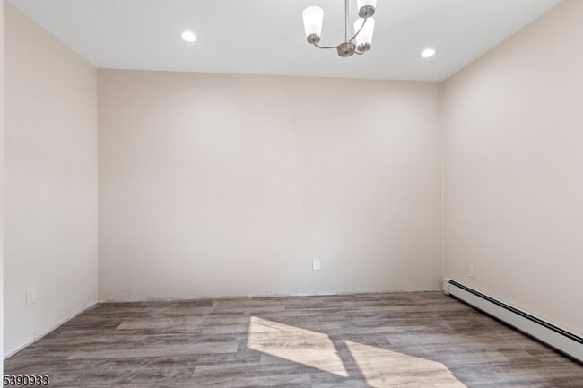 Building Photo - 108 Paine Ave