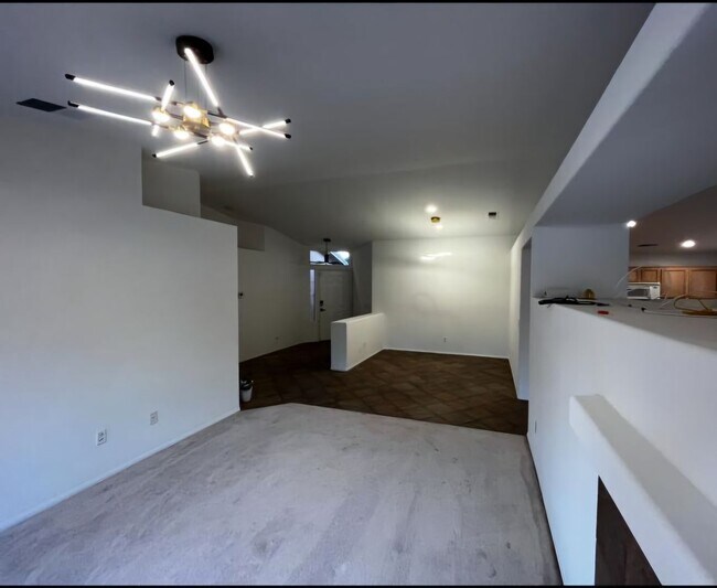Building Photo - 3bed 3bath w/Pool La Quinta House for rent