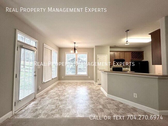 Building Photo - 9824 Coatbridge Dr
