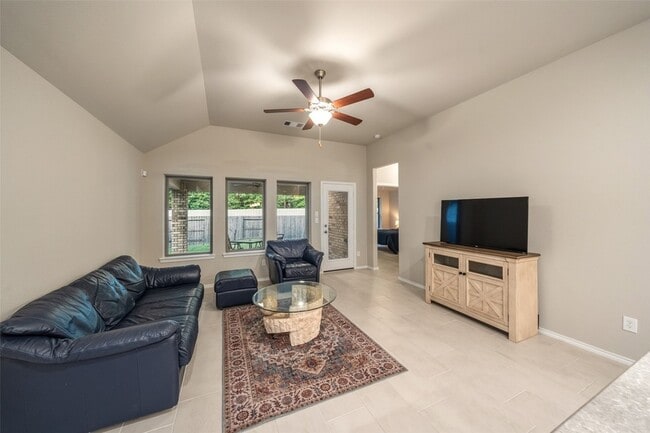 Building Photo - 17435 Vino Vines Ln