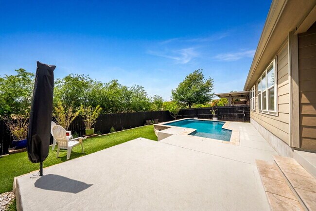Building Photo - POOL! SOLAR! NO REAR NEIGHBOR! UPGRADES, UPGRADES and MORE UPGRADES