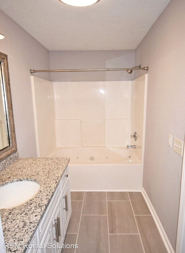 Building Photo - 2 br, 2.5 bath House - 3106 George Buchanan