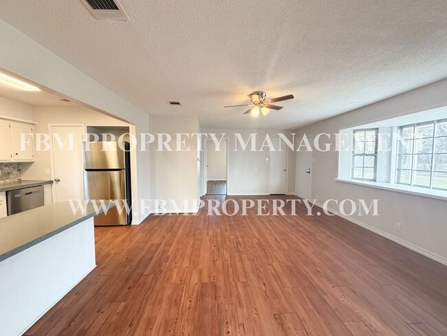 Building Photo - 107 Berrys Chapel Rd