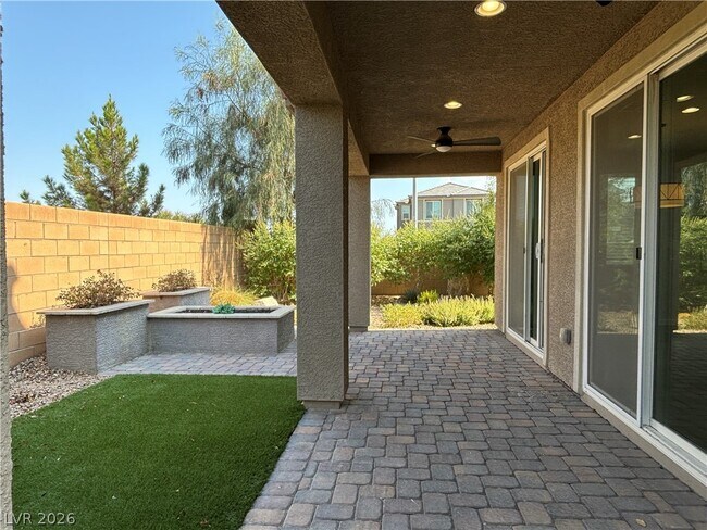 Building Photo - 5636 Justin Robert St