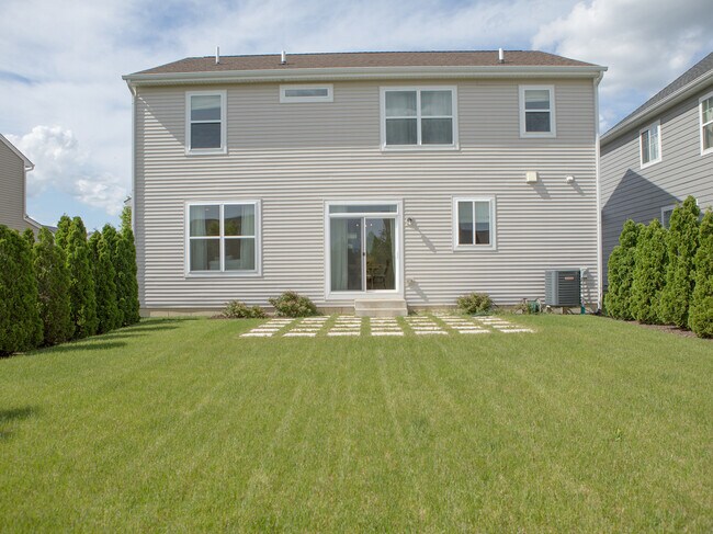 Building Photo - 2667 Retreat Cir