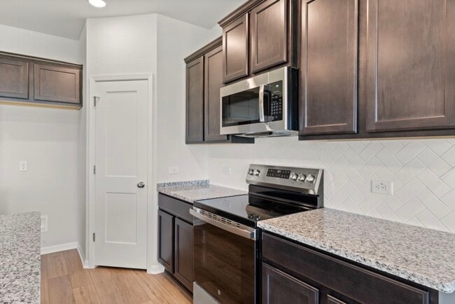 Building Photo - 7017 Hammermill Ln