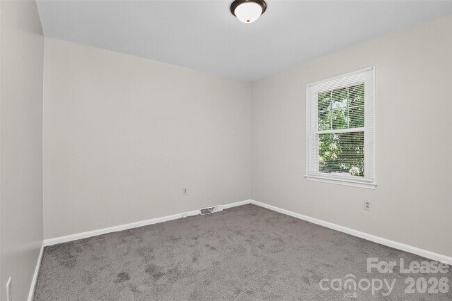 Building Photo - 4307 Saxonbury Way