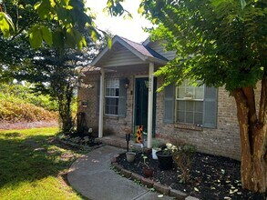 Building Photo - The Colonies 2BR+Office, 1Car Garage – West Knoxville