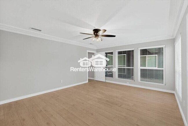 Building Photo - Renovated home in Plano Ready to Be Your Home