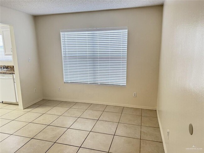 Building Photo - 19 Santa Rocio Ct