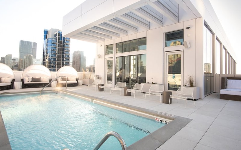 Building Photo - 114 W Chicago Ave