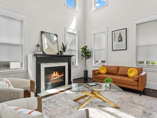 Building Photo - Modern Luxury Meets Everyday Comfort in This Stunning New 3-Bedroom Home Near Downtown!